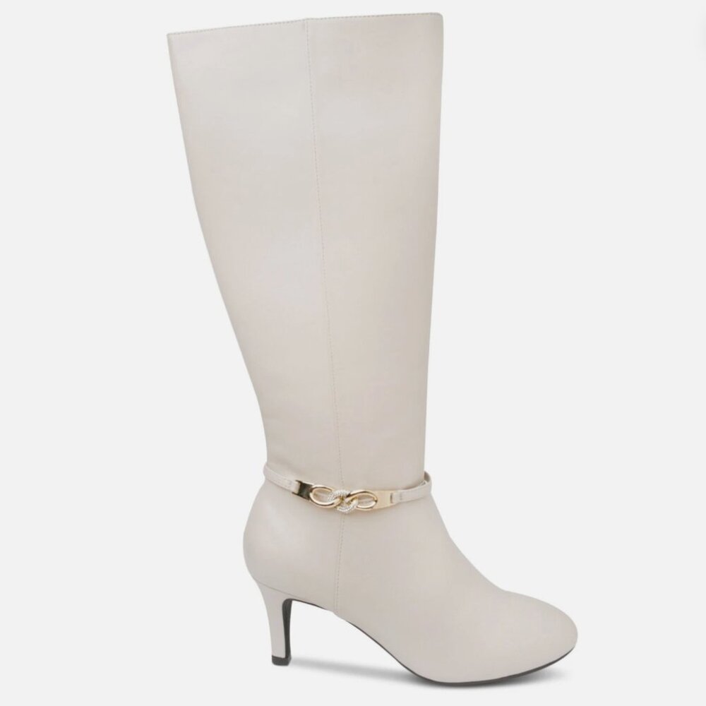 Karen Scott | Hanna Boot - White Chain Wide Calf Hanna Almond Kitten Heel